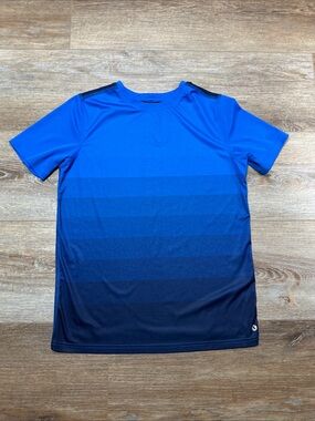 Xersion Boys 18/20 Blue Ombre Quick Dry Short Sleeve Tee
